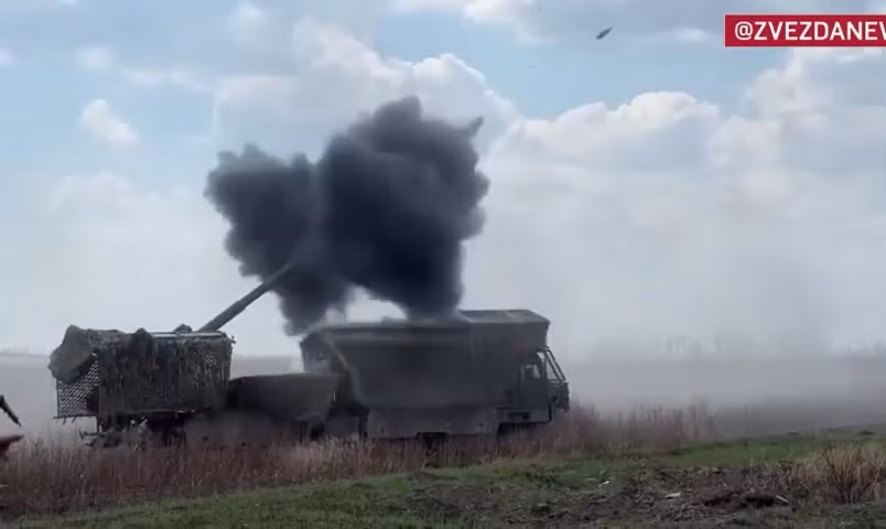 Pháo Hyacinth-K xóa sổ điểm điều khiển drone gần Krasnoarmeysk