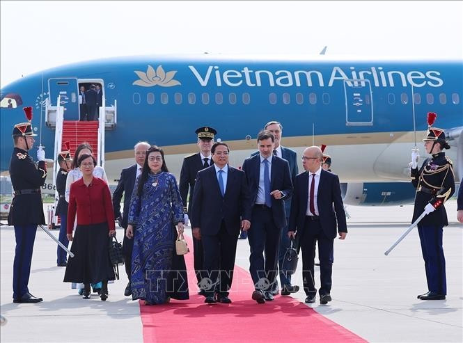 Thủ tướng Phạm Minh Chính đến Paris, tiếp tục các hoạt động tại Pháp. (Ảnh: Dương Giang/TTXVN) thu-tuong-pham-minh-chinh-den-paris-tiep-tuc-cac-hoat-dong-tai-phap-3.jpg