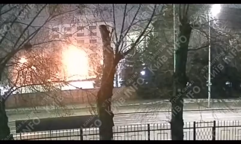 Phá tan hệ thống tên lửa Strela-10, tăng Leopard, sở chỉ huy UAV ở Kursk