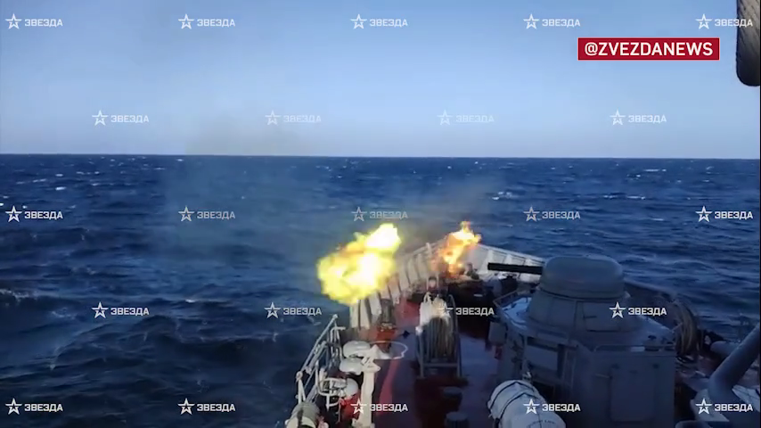 Hạ thủy tàu rà phá mìn Dmitry Lysov với thân sợi thủy tinh đầy uy lực