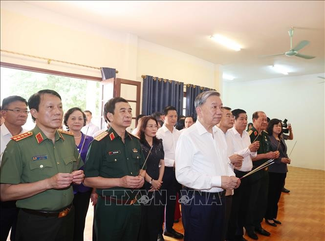 tong-bi-thu-to-lam-nguoi-co-cong-la-tai-san-quy-la-bieu-tuong-cua-y-chi-7.jpg