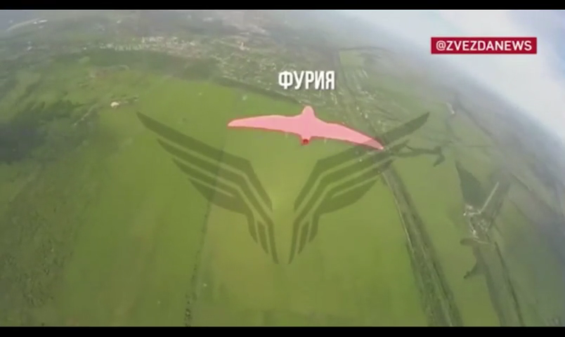 Hỏa lực đồng loạt tấn công sân bay, phá 7 kho đạn và trung tâm điều khiển UAV