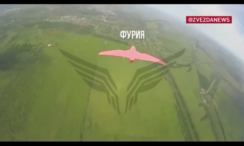 Hỏa lực đồng loạt tấn công sân bay, phá 7 kho đạn và trung tâm điều khiển UAV