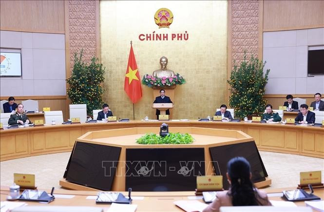Thủ tướng Phạm Minh Chính chủ trì Phiên họp Chính phủ thường kỳ tháng 1 năm 2025. (Ảnh: Dương Giang/TTXVN) thu-tuong-quyet-liet-trien-khai-dong-bo-hieu-qua-cac-nhiem-vu-giai-phap-de-ra-2.jpg