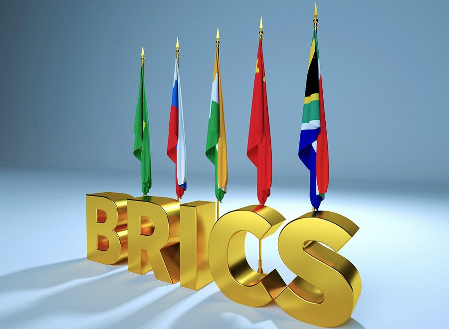 tung-bi-che-gieu-brics-gio-la-an-so-khien-phuong-tay-de-chung-2.jpg