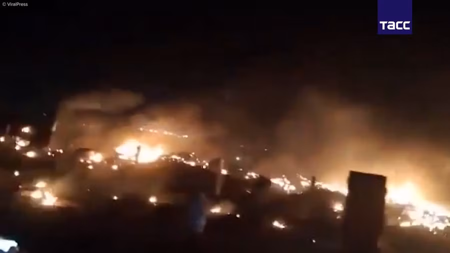 Video chiến đấu cơ vỡ thành từng mảnh bốc cháy ngùn ngụt