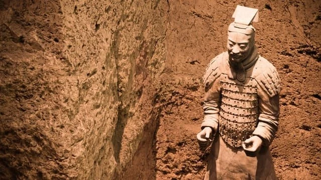 Đội quân đất nung trong lăng mộ Tần Thủy Hoàng. (hình ảnh minh họa)