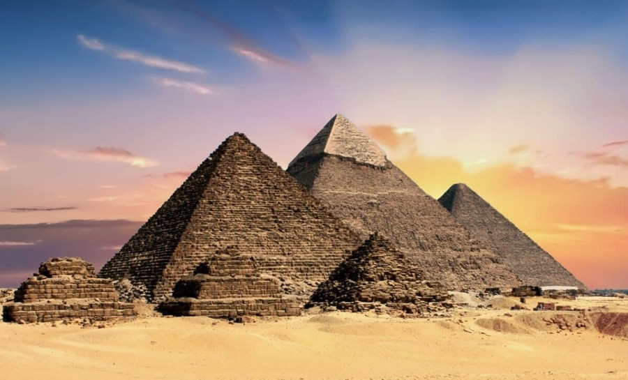 Ai đã thực sự xây dựng kim tự tháp Giza? Bí ẩn cổ xưa đang bị thách thức