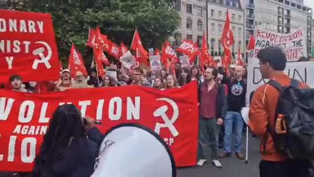 Biển người rầm rộ biểu tình ở thủ đô London