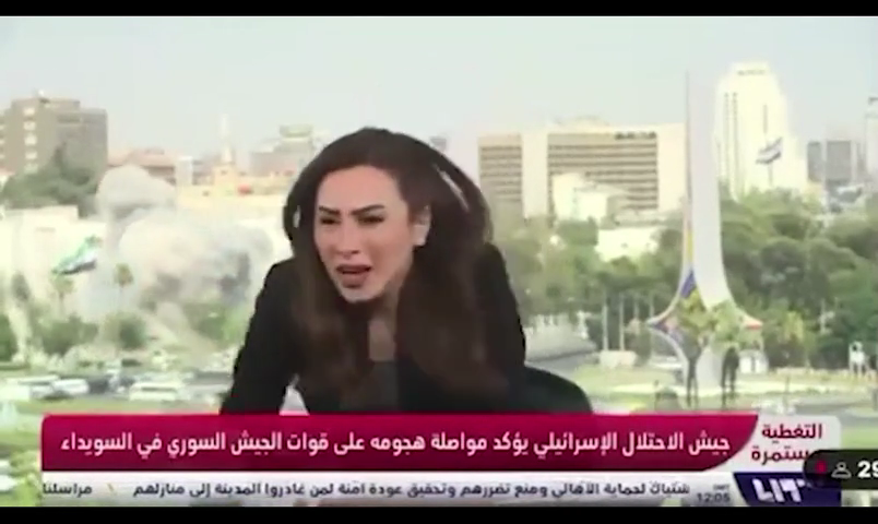 Israel không kích Tổng hành dinh, truyền hình Syria ghi lại khoảnh khắc nổ lớn