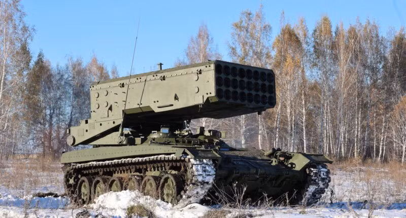 Hệ thống súng phun lửa hạng nặng TOS-1A Solntsepyok. Ảnh: Rostec