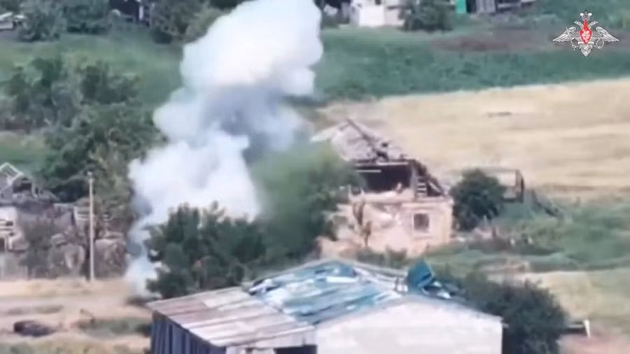 Hỏa lực liên tiếp phá hủy 9 trạm tác chiến điện tử, xưởng UAV và kho đạn