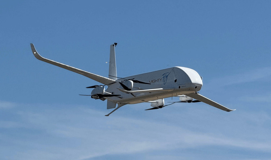 Startup trình diễn drone bay xa gần 1.000km chở hàng tự động cho không quân