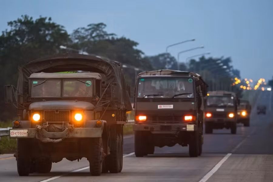 Các đoàn xe quân sự của Thái Lan.