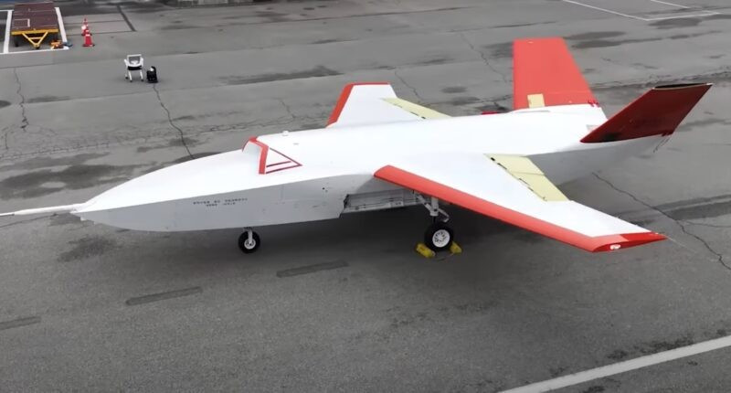 Nguyên mẫu UAV Wingman mới của Hàn Quốc.