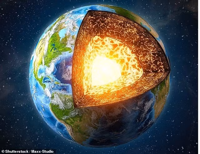 Các nhà khoa học đã vô cùng kinh ngạc khi phát hiện ra khối đá rắn chảy sâu 2.700km dưới bề mặt Trái Đất.