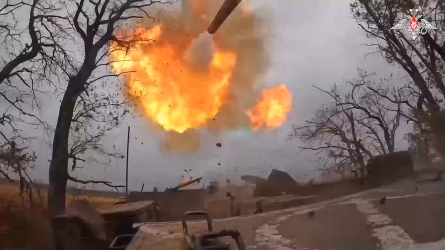 Video khoảnh khắc pháo 2S7M Malka xóa sổ cứ điểm bằng đạn phân mảnh