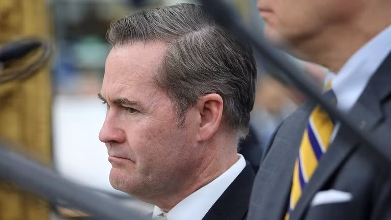 Cố vấn An ninh Quốc gia Nhà Trắng Mike Waltz.