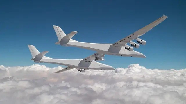 Máy bay Roc của Stratolaunch chở Talon-A2.