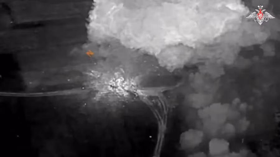 Khoảnh khắc Iskander thiêu rụi HIMARS ở Sumy