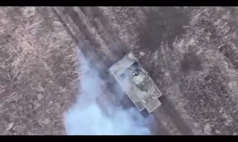 Trút hỏa lực vào sân bay quân sự và xưởng UAV, gây thiệt hại lớn ở Avdeevka