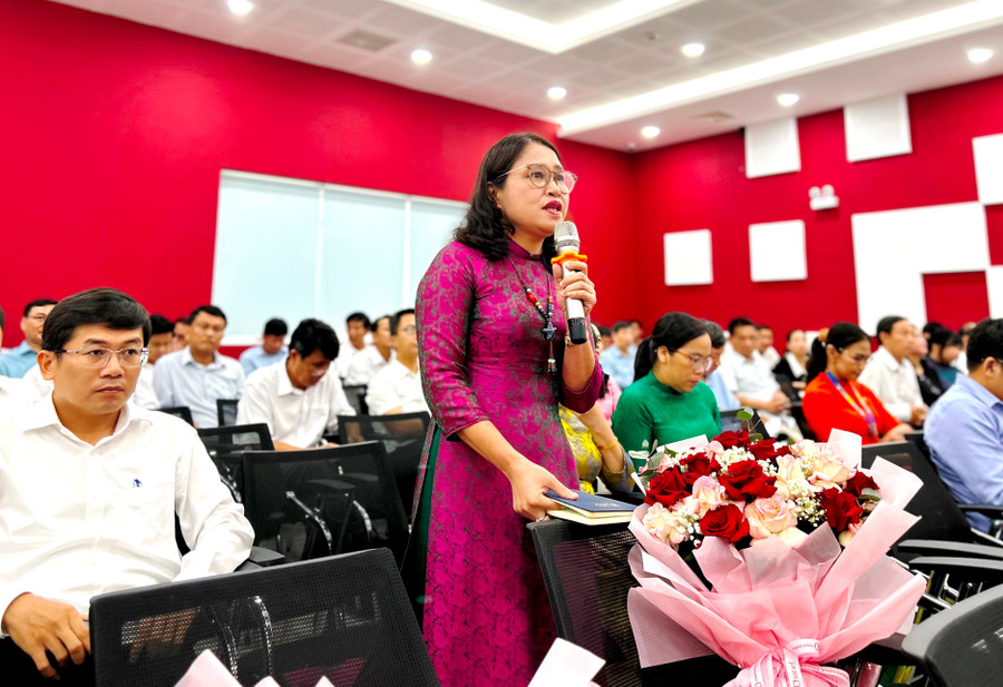 Nhiều ý kiến đóng góp tại Hội nghị. bf1507e8-e5f2-4e47-87fb-43fe8207cd0d.jpg