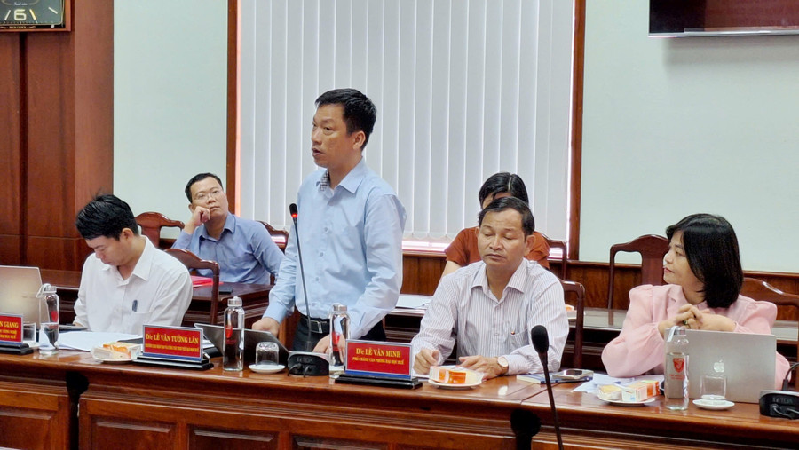 Nhiều ý kiến phát biểu, đề xuất và đóng góp tại buổi làm việc. (Ảnh: Đại Dương) z6829180771813-25d94fe935c495f4f7cea3ba14380b21.jpg