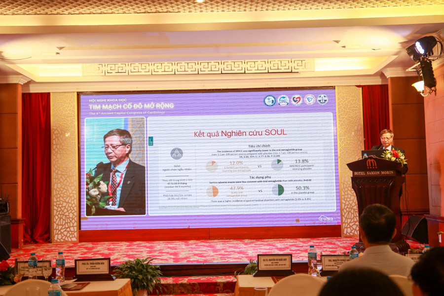 Hội nghị thu hút gần 100 báo cáo viên, trong đó có 28 giáo sư, phó giáo sư, 16 tiến sĩ, 31 bác sĩ chuyên khoa II và thạc sĩ; cùng các diễn giả trẻ, sinh viên y khoa ưu tú đến từ 9 tỉnh thành trên toàn quốc. 290c7205.jpg