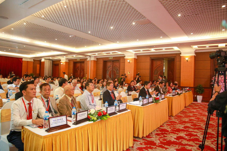 Các đại biểu tham dự hội nghị. 290c7137.jpg