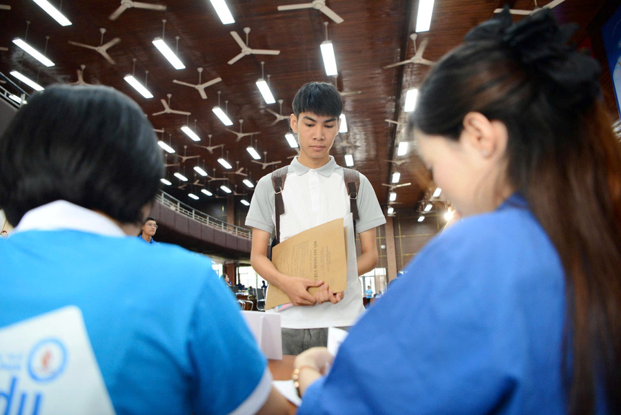 Đây là tín hiệu rất mừng vì chất lượng đầu vào các ngành sư phạm ngày càng cao, góp phần quan trọng vào sự phát triển giáo dục của đất nước. z6953151795049-44a8992f014ac8d2a4b88853851214f4.jpg