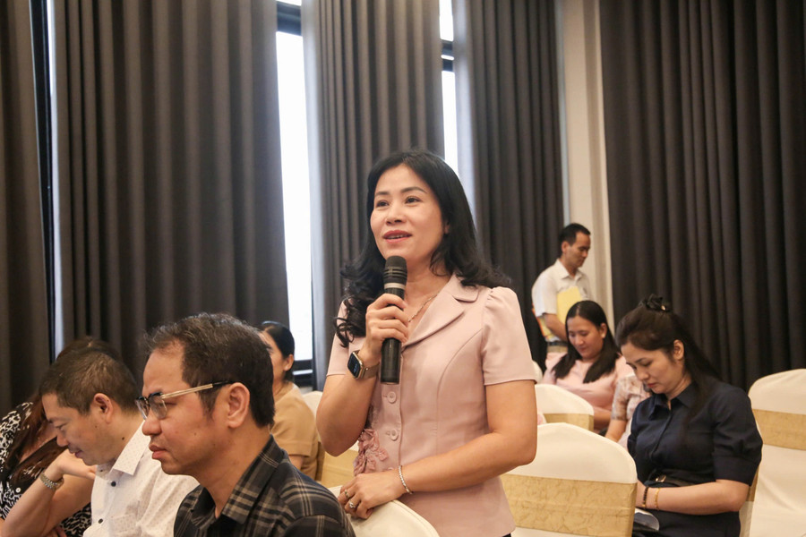 Bà Lê Thị Bích Liên - Giám đốc Sở GD&ĐT tỉnh Bình Thuận phát biểu. 13.jpg