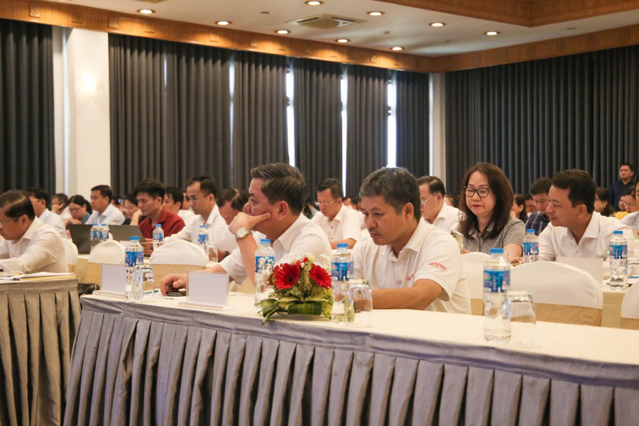 Hội nghị công tác Văn phòng và Truyền thông khối các Sở GD&ĐT năm 2025 do Bộ GD&ĐT tổ chức tại TP Huế trong 2 ngày 8-9/5. Ảnh: Đại Dương. 10.jpg