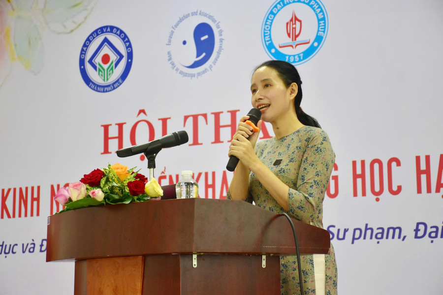 Nhiều ý kiến bày tỏ mô hình Trường học Hạnh phúc sẽ được triển khai rộng rãi tại địa bàn. z7041168031089-678df2f4b9965910a715cc5e028d072a.jpg