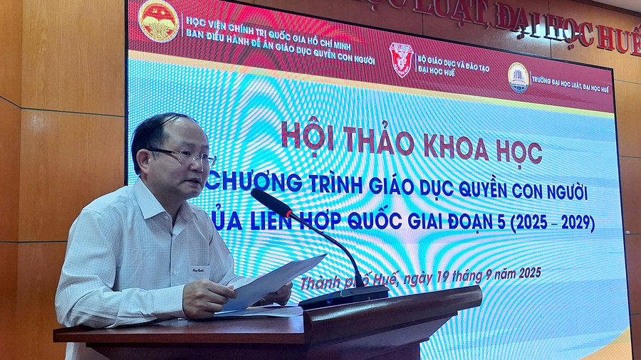 PGS.TS Tường Duy Kiên, Viện trưởng Viện Quyền con người, Học viện Chính trị Quốc gia Hồ Chí Minh phát biểu tại Hội thảo khoa học quốc gia. z7026950134575-dc50c996d4bfb5e489e76049e0e8105b.jpg