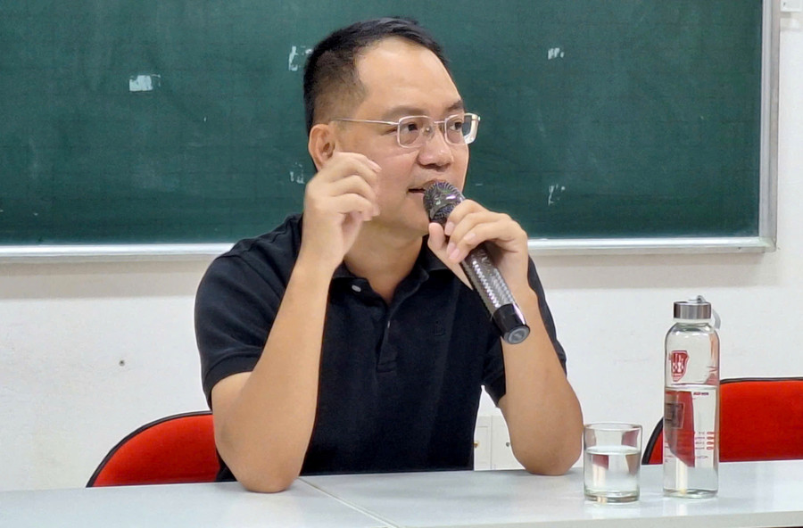 Ông Bùi Quang Ngọc – Phó Chủ tịch bộ phận kết nối dữ liệu, Marvell Việt Nam cho rằng, nhiều cơ hội nghề rộng mở cho kỹ sư trẻ tại Việt Nam trong lĩnh vực Điện tử - Vi mạch. z7004068691006-3ca6ebeadd98b096165f794f02ff0a8b.jpg