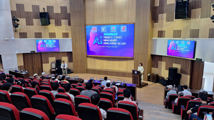 Hội thảo ghi nhận nhiều kiến thức chuyên môn quý báu. z6793884212240-3037503f64bae794919bff7b45fdc7e1.jpg