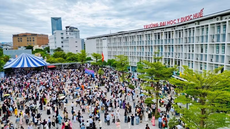 Trường Đại học Y - Dược, Đại học Huế có 45 thí sinh được xét tuyển thẳng vào trường.