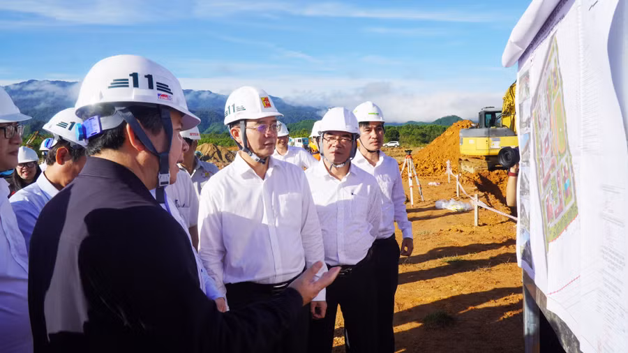 Kiểm tra tiến độ dự án 2 trường phổ thông nội trú liên cấp xã A Lưới 3 và xã A Lưới 4.