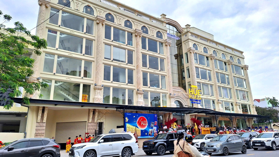 Ra mắt tổ hợp thương mại - dịch vụ - văn hóa Hué Plaza tại trung tâm TP Huế.