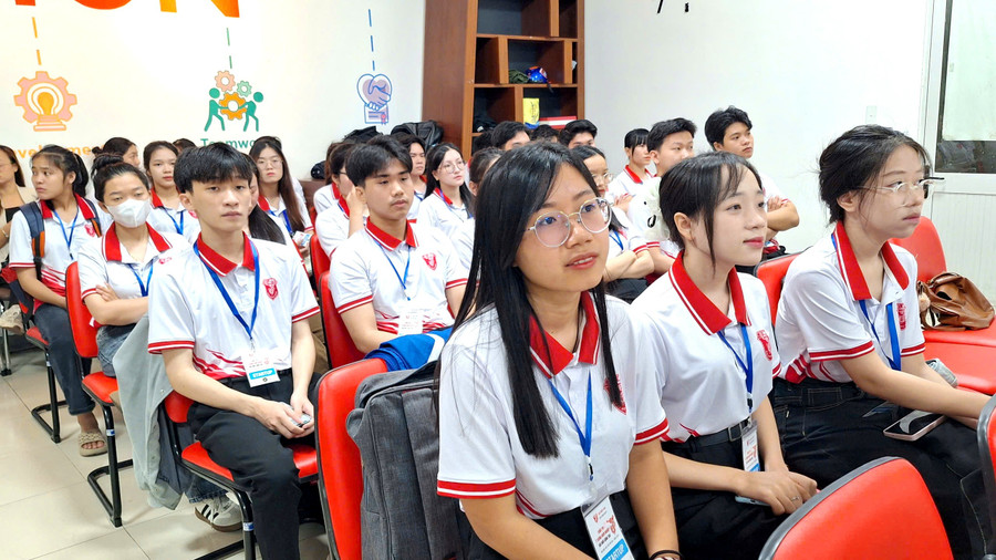 z6982009790122-0f84e1fd81401dd9bf34bfac7d420fc0.jpg