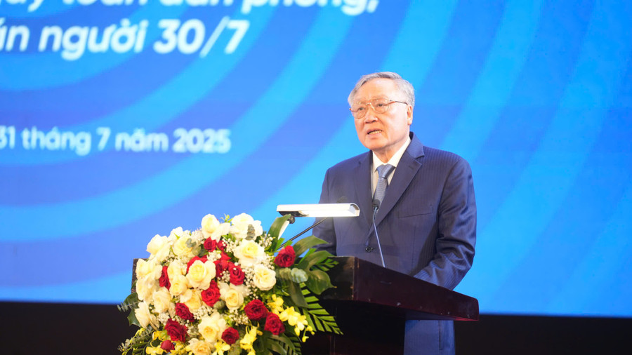 Phó Thủ tướng Thường trực Chính phủ Nguyễn Hòa Bình chính thức phát động phong trào toàn dân phòng, chống mua bán người. z6858364924380-04f2f7e33fbffe817040a9cc3ba3f293.jpg