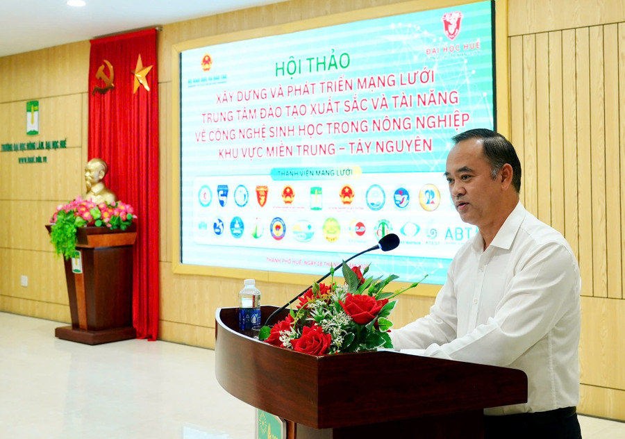 Ông Trần Nam Tú – Phó Cục trưởng Cục Khoa học, Công nghệ và Thông tin, Bộ GD&ĐT phát biểu. 7.jpg