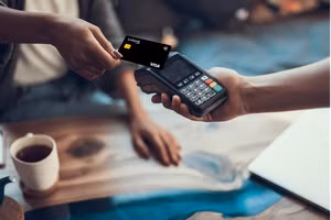 Giới trẻ đang tận dụng tối đa các công cụ giúp “vừa tiêu vừa tích lũy”