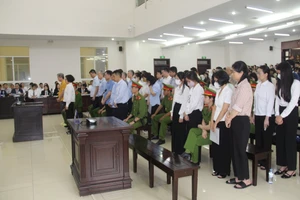 Các bị cáo tại phiên tòa