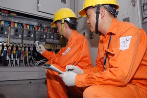 Giá điện bán lẻ tăng thêm 4,8% từ 10/5