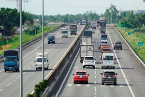 Mở rộng cao tốc TPHCM - Trung Lương - Mỹ Thuận lên 6 - 8 làn xe