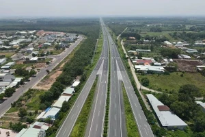 Cao tốc Dầu Giây- Tân Phú dự kiến thu phí thấp nhất là 1.900 đồng/km