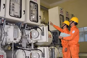 Chưa thể bỏ thuế VAT và áp dụng một giá điện