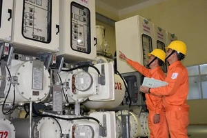 Chưa thể bỏ thuế VAT và áp dụng một giá điện