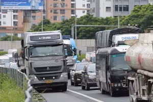 Cấm xe tải chạy làn 1 cao tốc Hà Nội - Hải Phòng, Pháp Vân - Cầu Giẽ 